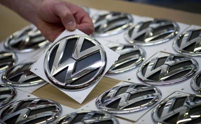 Scandalo Volkswagen, titolo crolla e stop a vendite diesel in Usa