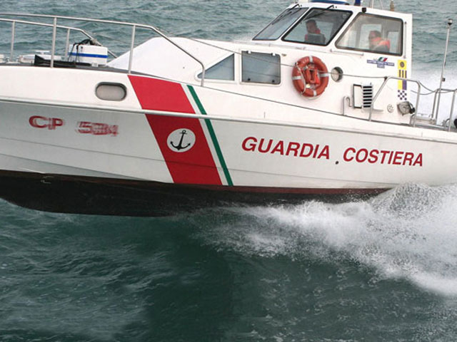 LOANO (SAVONA), incendio su yacht a Loano, tre morti