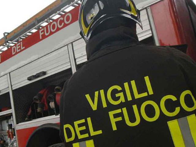 Ventimiglia (Imperia): brucia casa dei cognati, muore asfissiato