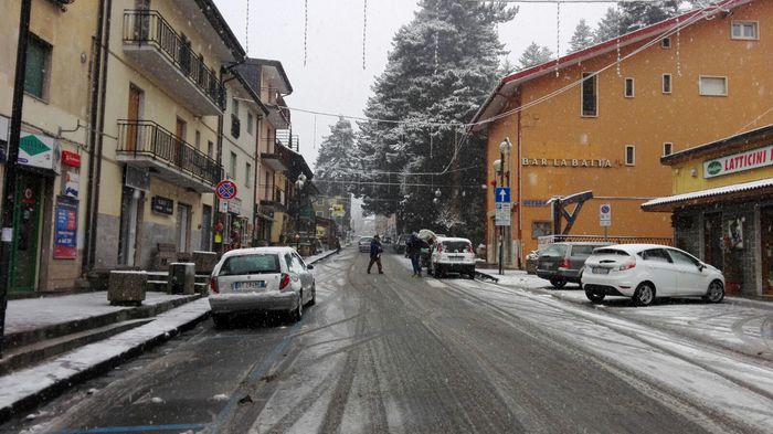 Piove in Calabria, arriva la neve in Sila