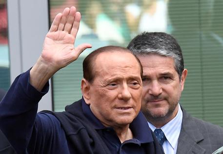 MILANO, Berlusconi, presidente onorario ma...