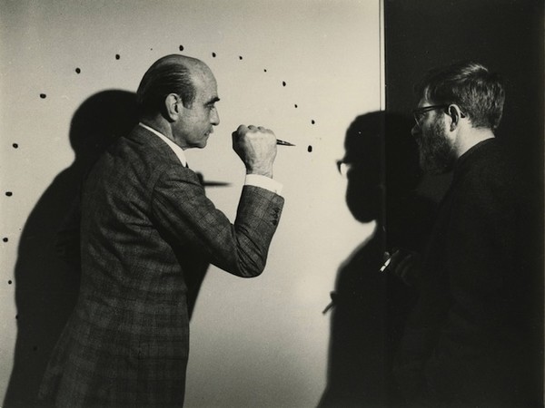Accadde oggi: 7 settembre 1968, muore Lucio Fontana, pittore e scultore italiano