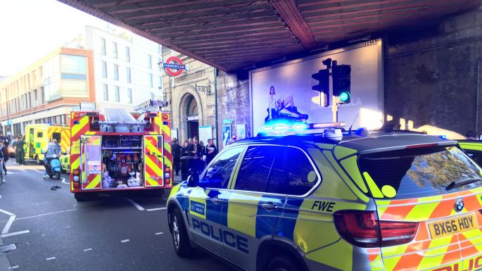Esplosione nella metropolitana di Londra alla Parsons Green