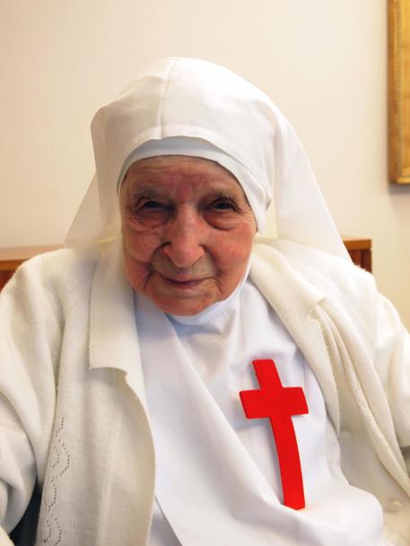 LUCCA, Compie 110 anni suora più anziana Italia