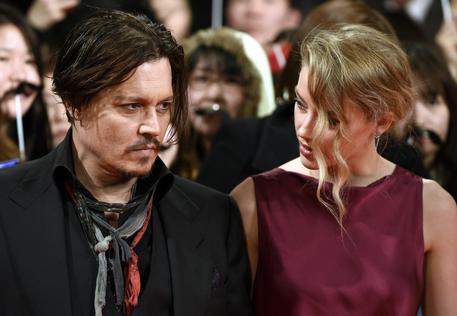 Chiuso divorzio Johnny Depp-Amber Heard