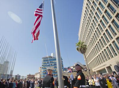 Cuba, issata la bandiera Usa. Kerry: "Momento storico"