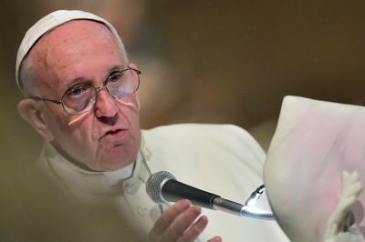 Lo sgomento di Papa Francesco: 'Attacco alla pace di tutta l'umanita'''