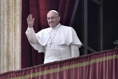 Papa: "Ogni parrocchia ospiti una famiglia di profughi"