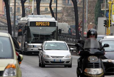 Roma, sciopero di 24 ore dei trasporti: bus e metro a rischio