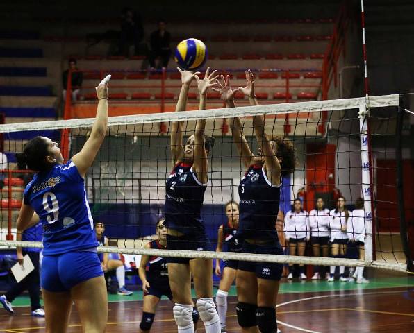 Serie C volley femminile, la De Seta Casa Città di Cosenza batte la Avb Kermes 3 a 0
