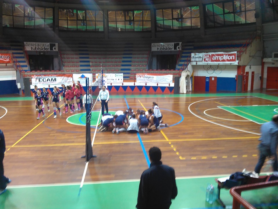 Serie C volley femminile, 7mo turno DE SETA CASA CITTA' DI COSENZA VOLLEY - Sensation Profumerie Gioiosa Volley 3-0