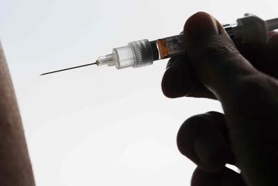 'Drammatico' calo vaccini in Italia, torna l'incubo epidemie