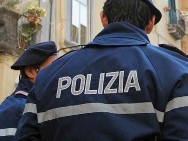 Modena: cadavere in auto, forse è omicidio