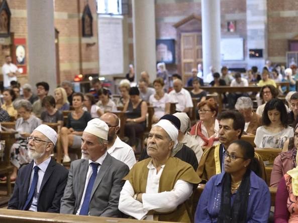 Cattolici e musulmani pregano insieme ''Uniti contro ogni fondamentalismo''