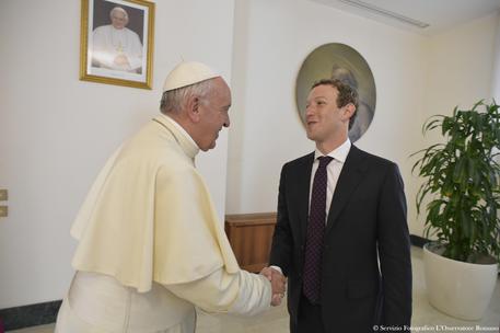 CITTA' DEL VATICANO, Papa Francesco riceve Mark Zuckerberg