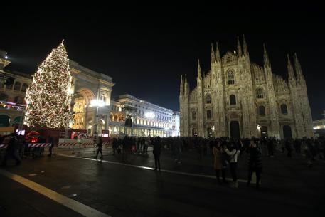 MILANO, Capodanno, piazza Duomo blindata