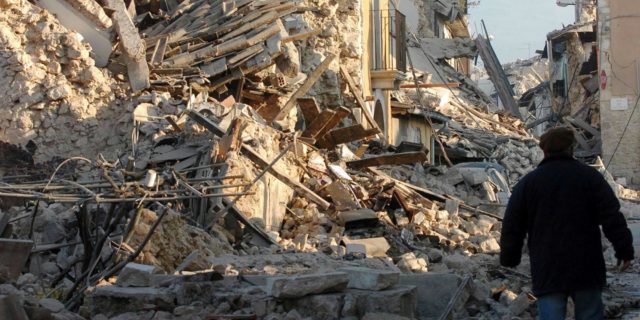 TERREMOTI. L'allarme dell'Ingv: ''Attesi in Italia terremoti 30 volte più forti''