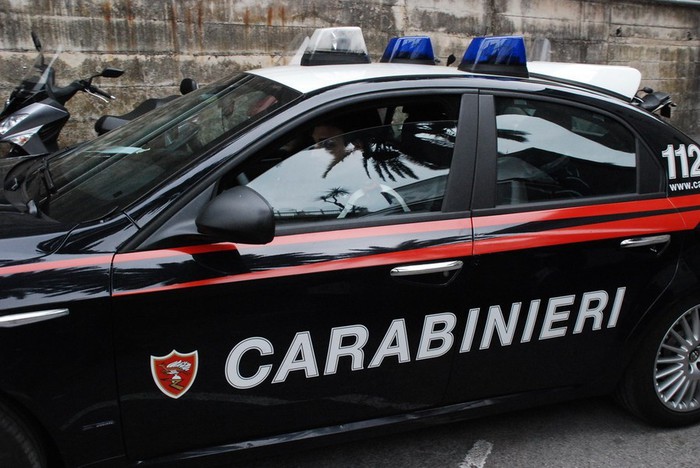 Reggio Calabria: fucili e pistola in casa, arrestato