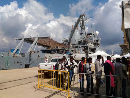REGGIO CALABRIA: arrivata a Reggio nave con 332 migranti