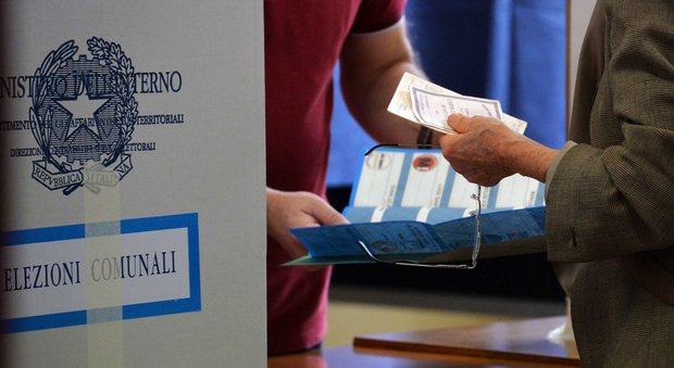 Elezioni amministrative 2016: Roma, avanti Raggi. A Milano in testa Sala. Torino, Appendino incalza Fassino