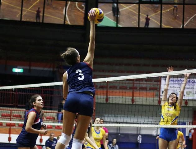 Pallavolo Serie C femminile: Seconda partita e seconda vittoria consecutiva per la Volley Cosenza