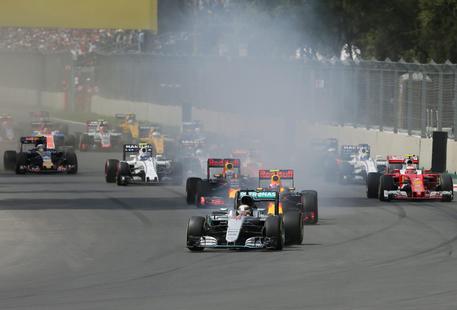 F1: doppietta Mercedes, vince Hamilton