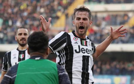 Serie A: Chievo Juventus 1-2, capolavoro Pjanic
