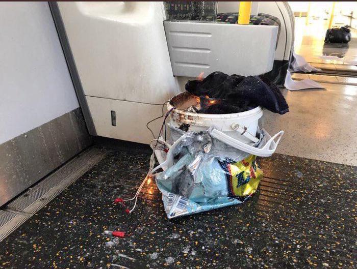 Esplosione nella metropolitana di Londra alla Parsons Green 