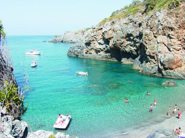 In Calabria agriturismi spiagge private