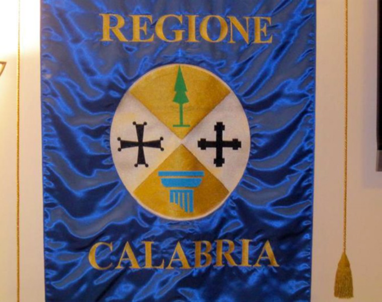 COSENZA, assenteisti 7 impiegati Regione Calabria