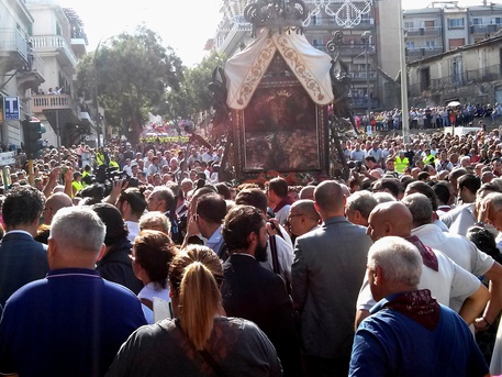 REGGIO CALABRIA, in migliaia a festa Madonna Consolazione