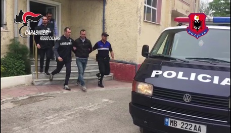 REGGIO CALABRIA, latitante arrestato in Albania