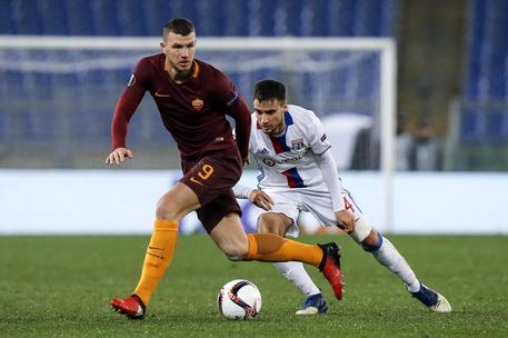 CALCIO, Europa League: Roma batte Lione 2-1