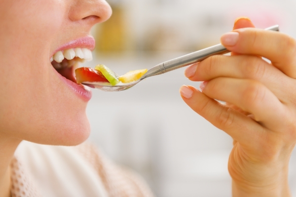 OBESITA', Primo step per dimagrire è masticare lentamente!