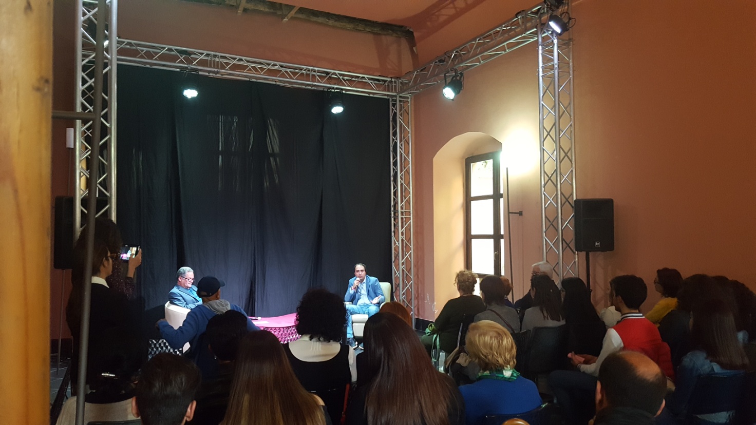 VIBO VALENTIA, Presentazione del libro ''Il dimagrimento parte dalla testa'' al Festival Leggere & Scrivere