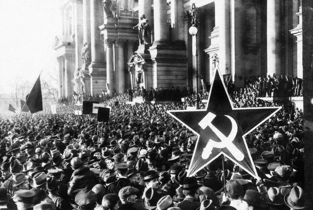 A huge crowd turns out for a Communist rally in Berlin in the Autumn of 1918